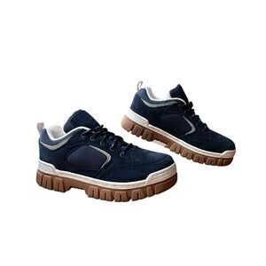 Bass Shoes Sneakers Women's Size 8 Navy Suede Walking Hiking Lug Sole Outdoors